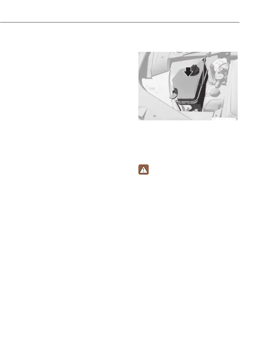Page #642 background image