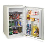 Preview: Avanti RM4550W